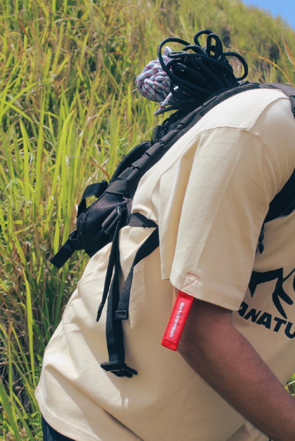 urbanature T-shirt- Sand Promoción trimestral