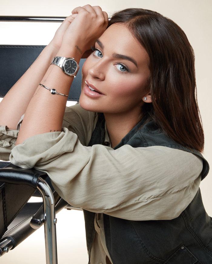 viceroy Reloj colección Laura Escanes caja de acero con doble bisel en acero e Ip negro con cristal zafiro 10 atm y brazalete de acero con movimiento cuarzo Descuentos del mes