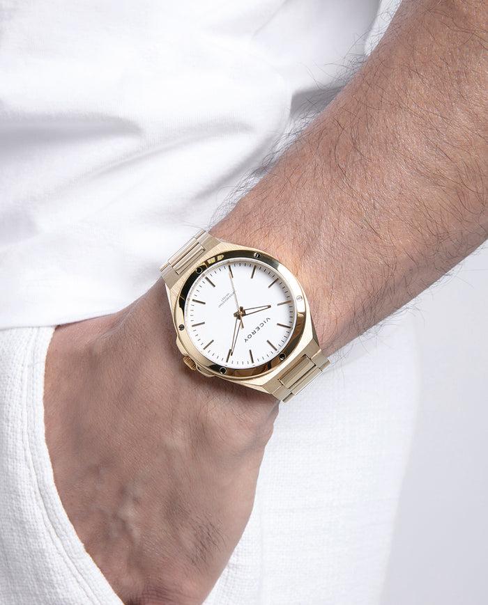 viceroy Reloj con brazalete y bisel dorado y esfera blanca con índices dorados Grandes ahorros