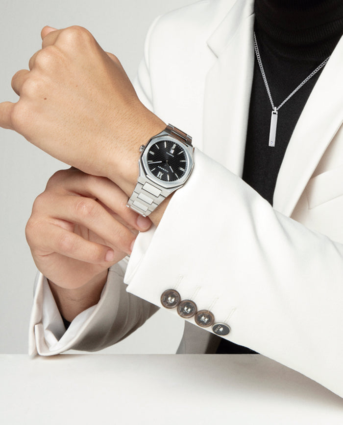 viceroy Reloj colección Laura Escanes caja de acero con doble bisel en acero e Ip negro negro con cristal zafiro 10 atm y brazalete de acero con movimiento cuarzo Tienda