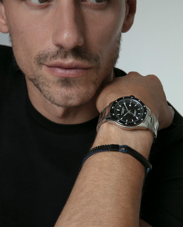 viceroy Reloj caja de acero con bisel cerámico negro 5 atm y brazalete acero con movimiento cuarzo Ofertas