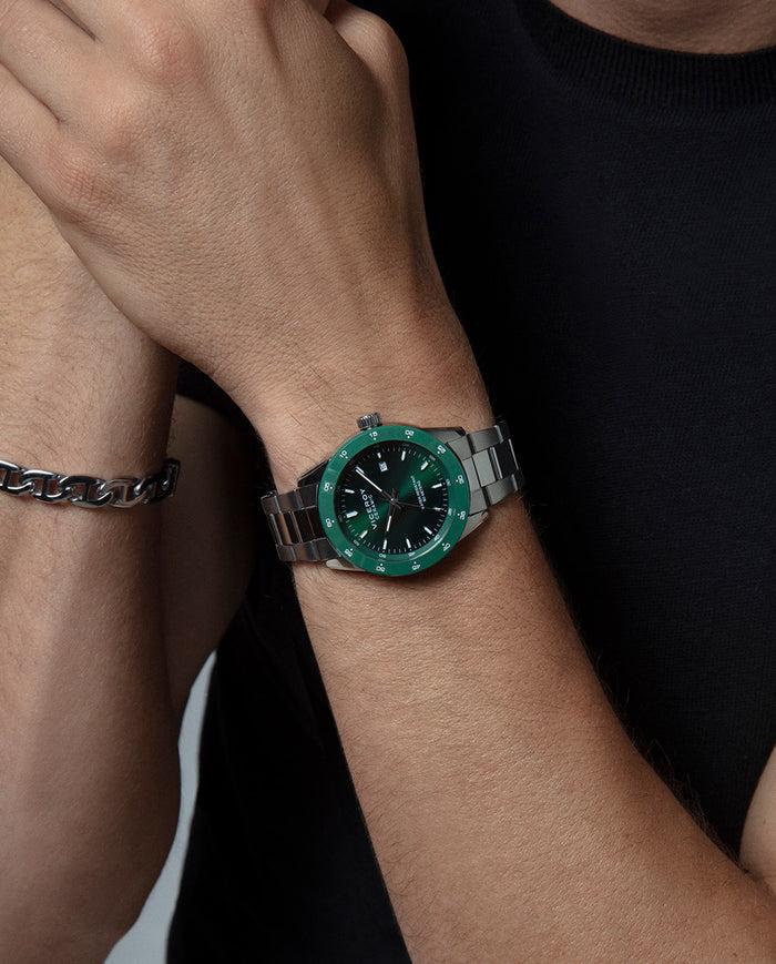 viceroy Reloj caja de acero con bisel cerámico verde 5 atm y brazalete acero con movimiento cuarzo Venta caliente