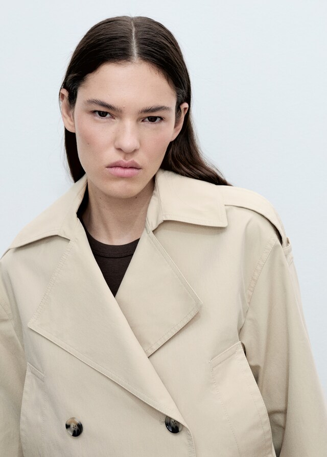 Mango Trench crop doble botonadura Precio ultrabajo