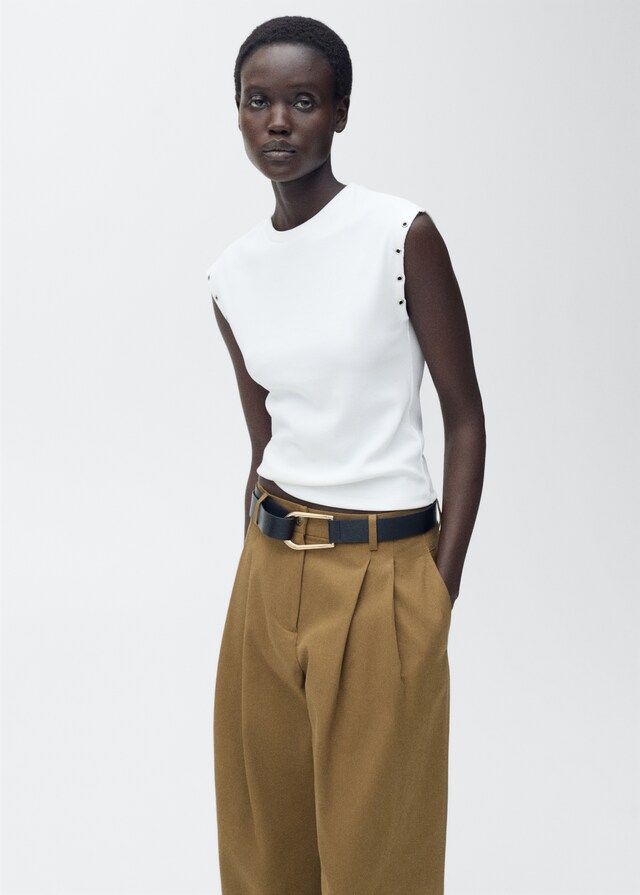 Mango Camiseta canalé ribete troquelado Promoción por tiempo limitado