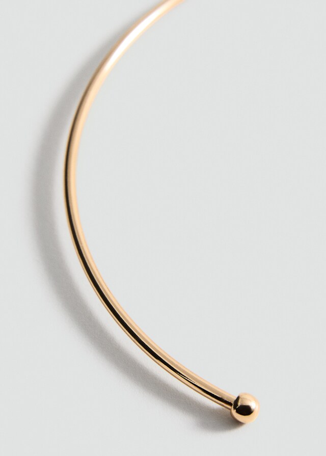 Mango Collar rígido diseño circular Liquidación