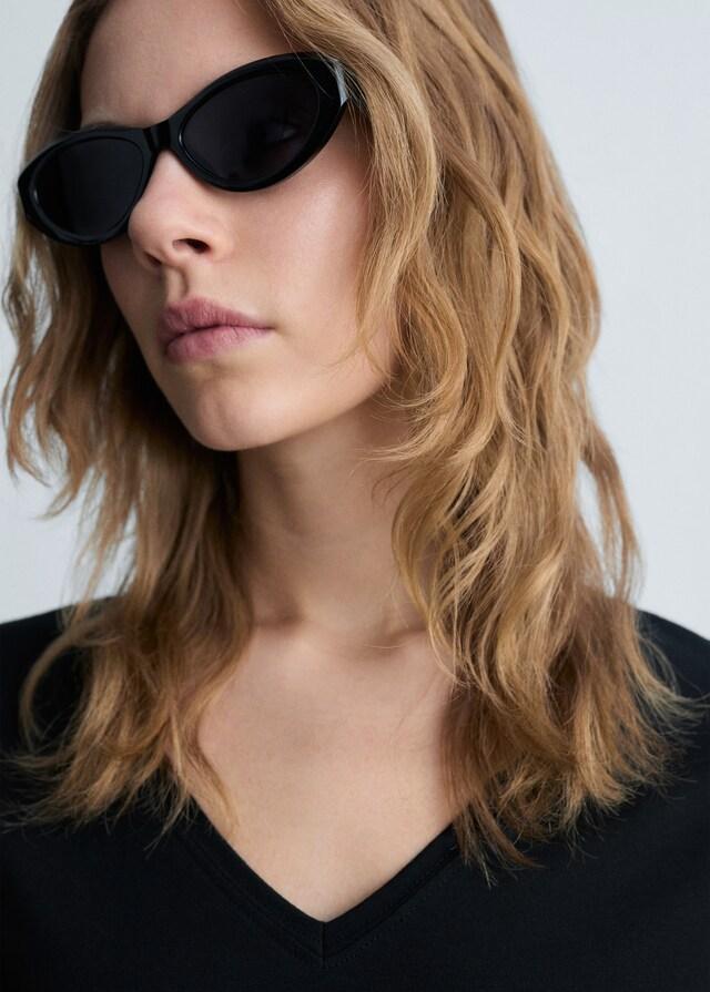 Mango Camiseta algodón cuello pico Libre de impuestos