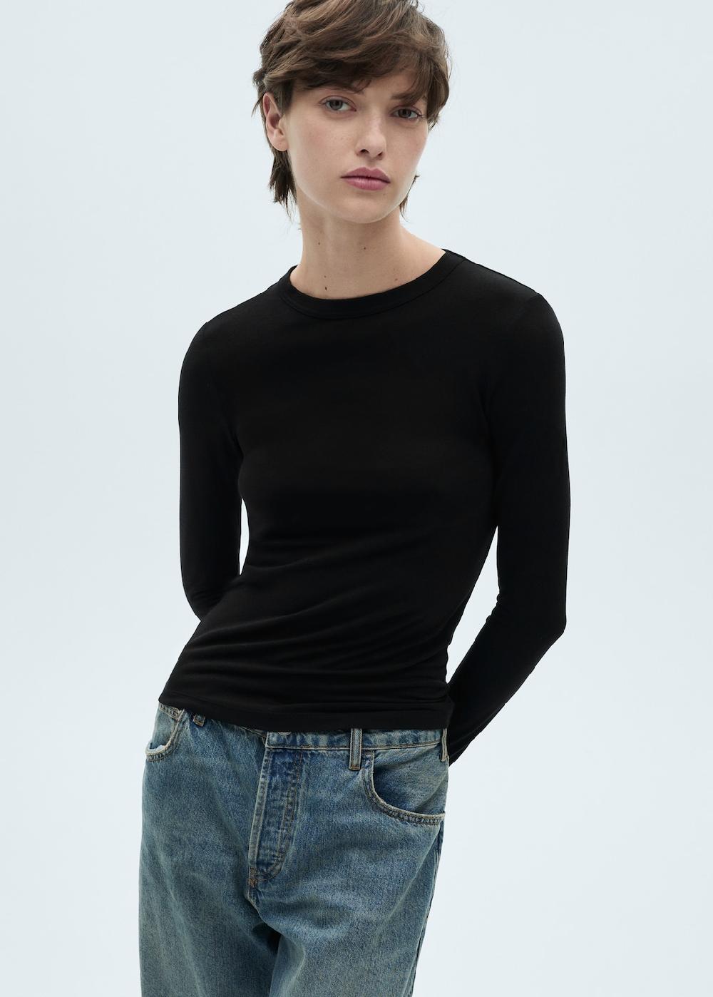 Mango Camiseta entallada manga larga