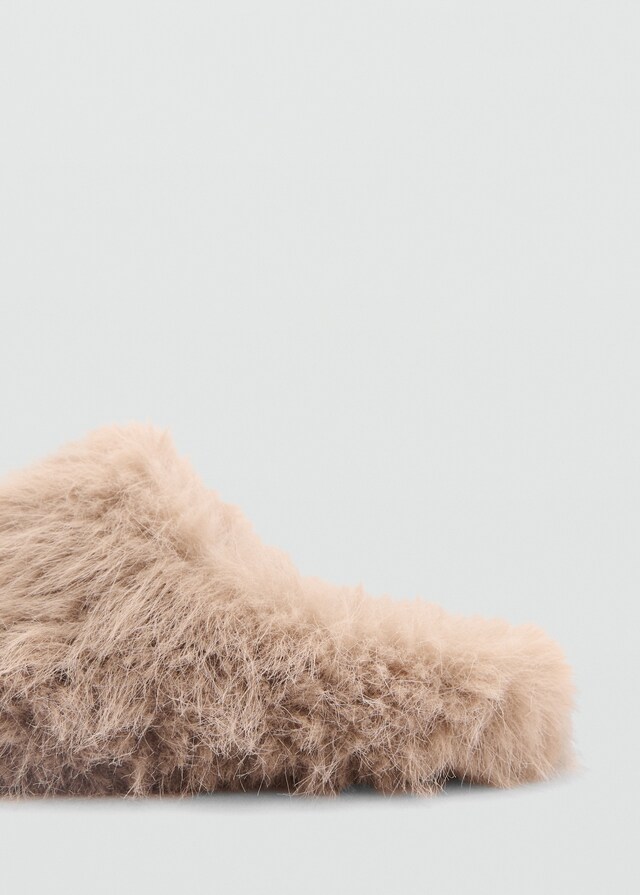 Mango Zapatilla efecto pelo Precios de Black Friday