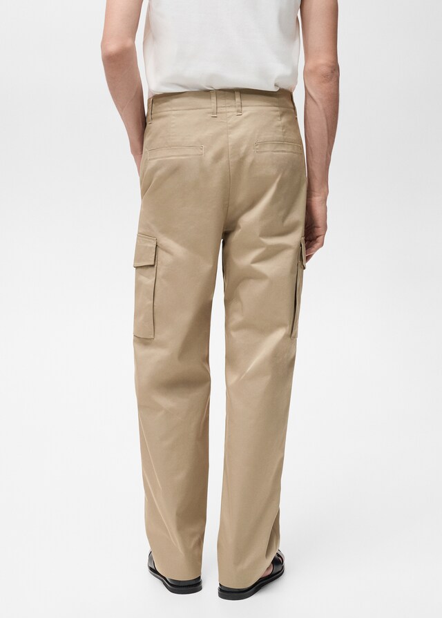 Mango Pantalón cargo relaxed fit Libre de impuestos