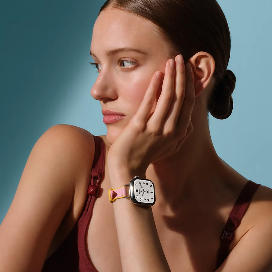 Hermès Caja Series 10 & Correa Apple Watch Hermès Single Tour 42 mm Twill Jump Attelage Descuentos del mes