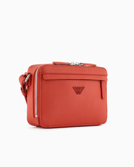 ﻿Armani Minifunda para cámara de piel saffiano regenerada con placa de águila ASV Descuento