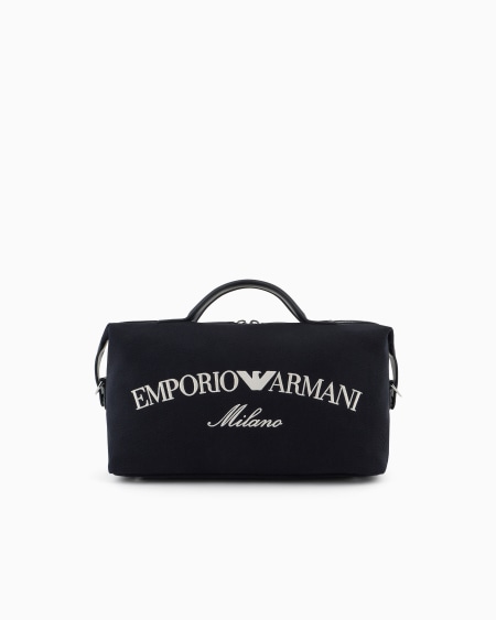 Armani Bolso baúl de lona con logotipo bordado y bandolera