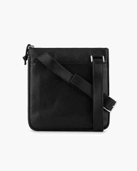 Armani Bandolera plana de piel abatanada Último día