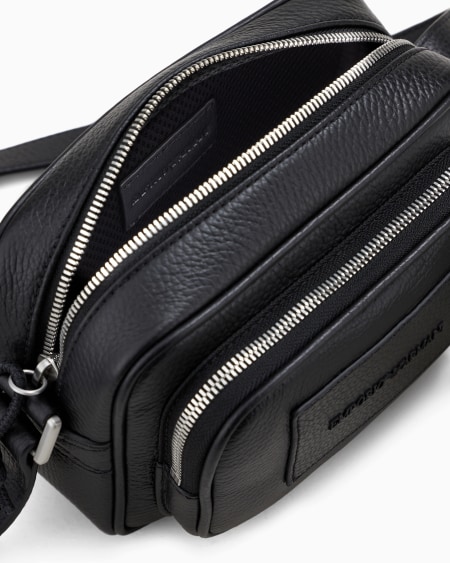 Armani Funda para cámara de piel abatanada con bandolera Precio de fábrica