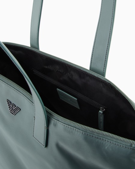 Armani Bolso shopper mediano de nailon reciclado ASV Descuento por venta flash