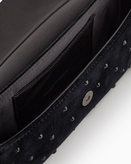 Armani Minibolso bandolera de terciopelo con strass y logotipo de águila de metal Libre de impuestos