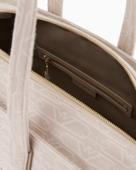 Armani Bolso shopper mediano en lona de tejido jacquard con monograma integral 2025