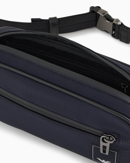 Armani Riñonera de nailon Travel Essential Oferta exclusiva