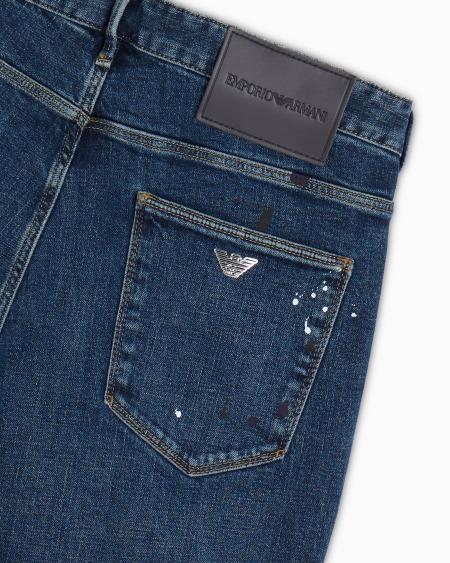 Armani Vaqueros J06 slim fit de denim con manchas de pintura Tienda