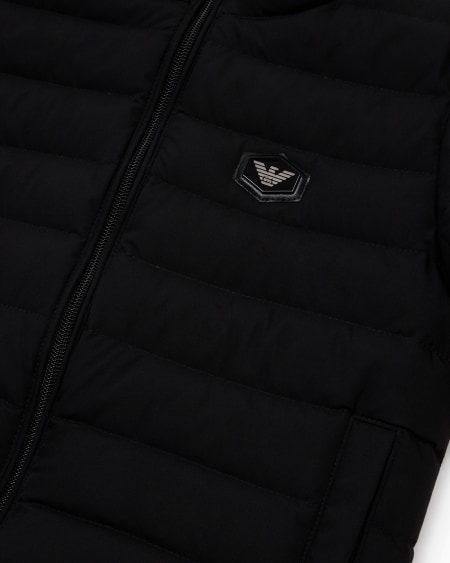 Armani Chaqueta de plumas en nailon acolchado con pluma reciclada ASV Outlet online