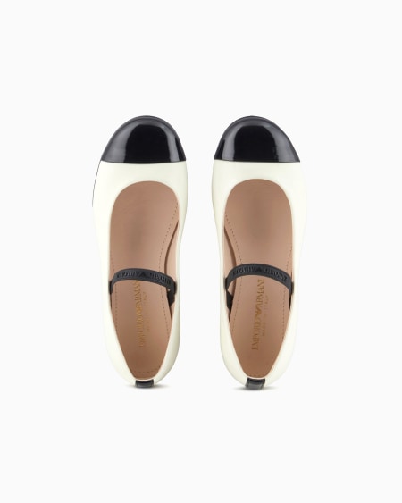Armani Bailarinas de napa con punta de charol Rebajas de fábrica