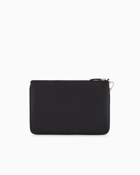 Armani Bolso de mano de nailon reciclado con placa de águila ASV COMPRAR AHORA