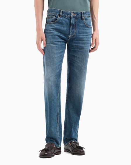 Armani Vaqueros J76 rectos en denim lavado Liquidación
