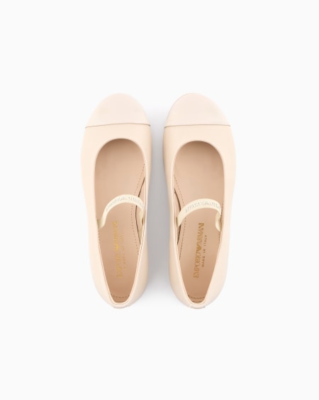 Armani Bailarinas de napa con punta de charol COMPRAR AHORA