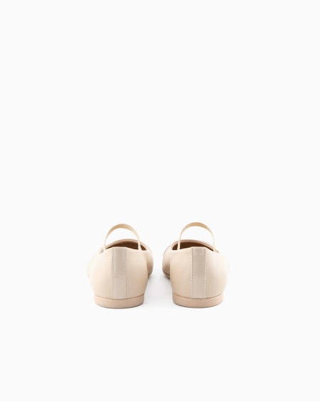 Armani Bailarinas de napa con punta de charol COMPRAR AHORA