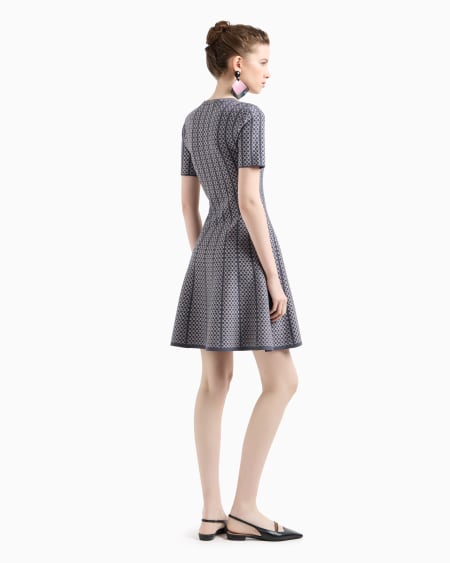 Armani Vestido acampanado de punto con elaboración en tejido jacquard Devoluciones gratuitas