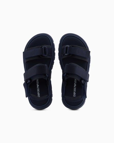 Armani Sandalia con doble tira Últimos 3 días