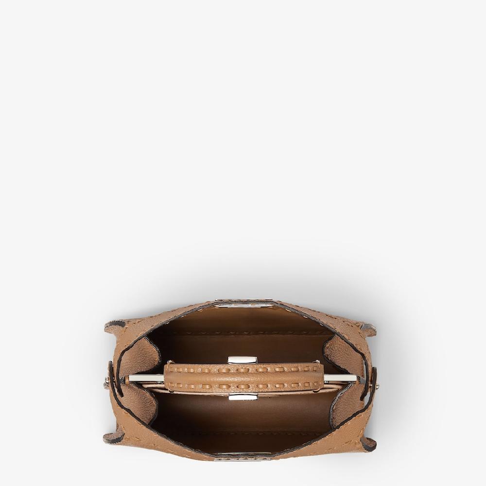 Fendi Peekaboo ISeeU Small Tienda
