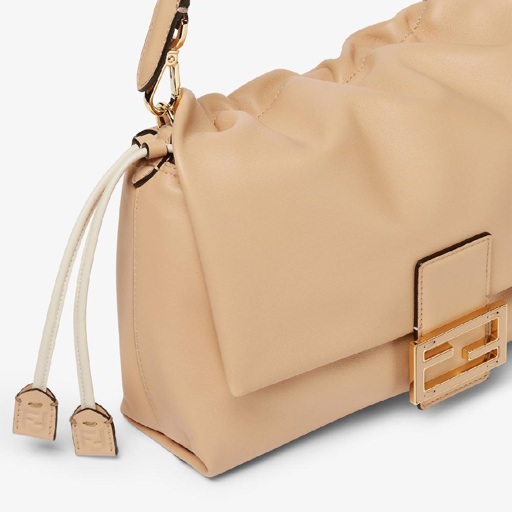 Fendi Mamma Baguette Medium Libre de impuestos