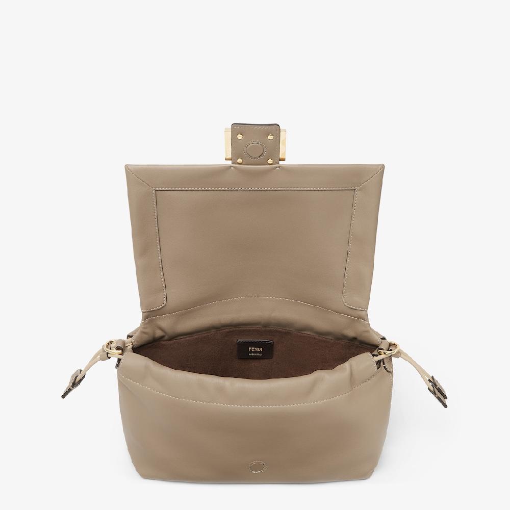 Fendi Mamma Baguette Medium Descuentos del mes