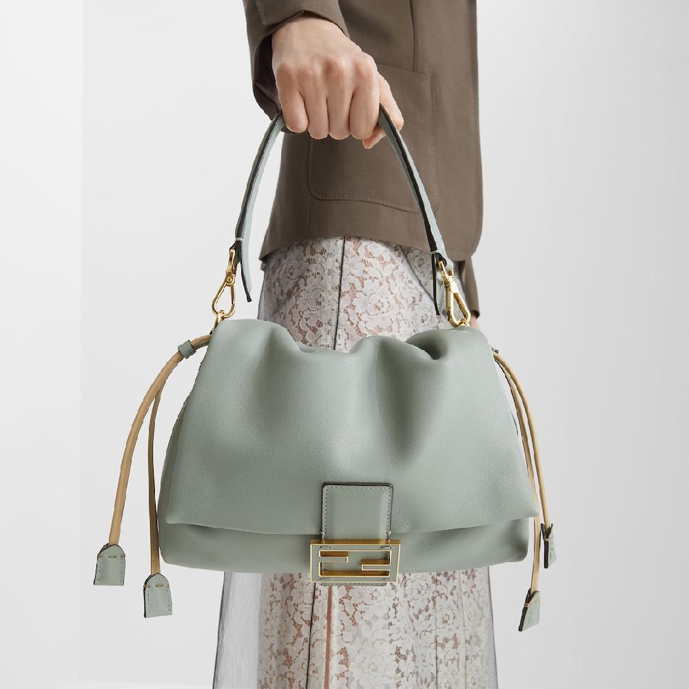 Fendi Mamma Baguette Medium