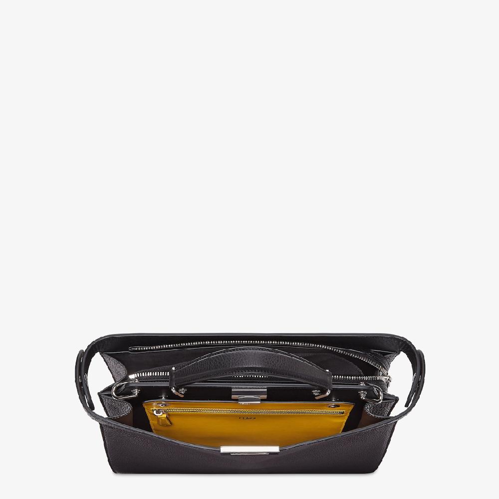 Fendi Peekaboo ISeeU Medium Últimos 2 días
