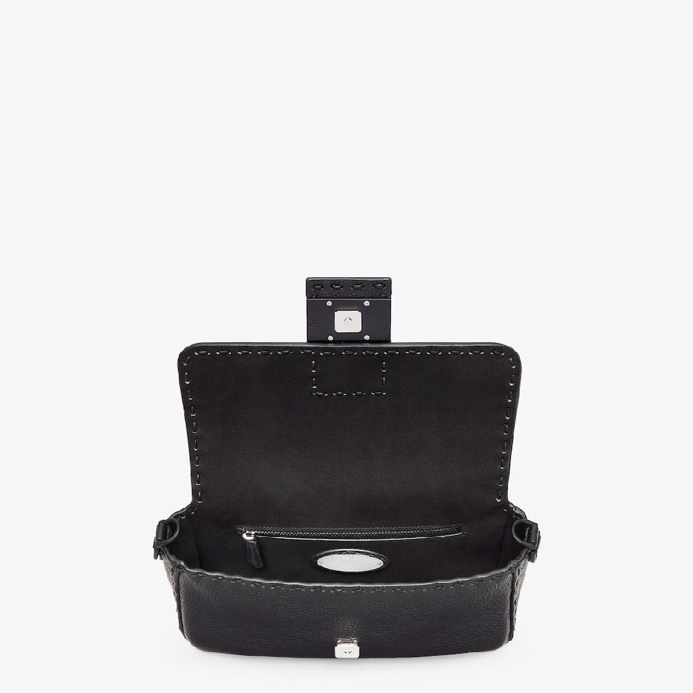 Fendi Baguette regular Oferta exclusiva