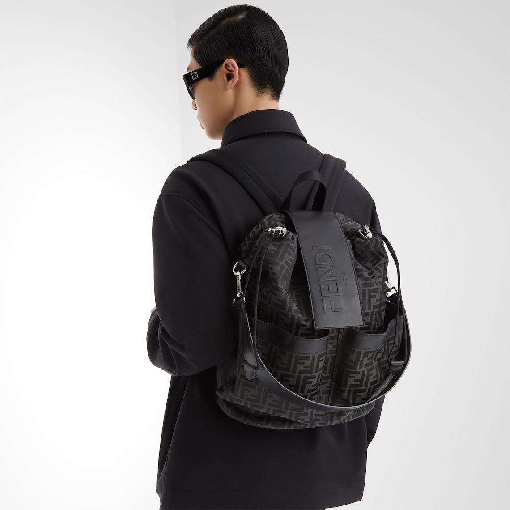 Fendi Fendi Strike grande Rebajas de fábrica
