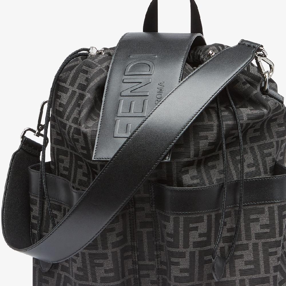 Fendi Fendi Strike Medium FF Jacquard Ventas relámpago
