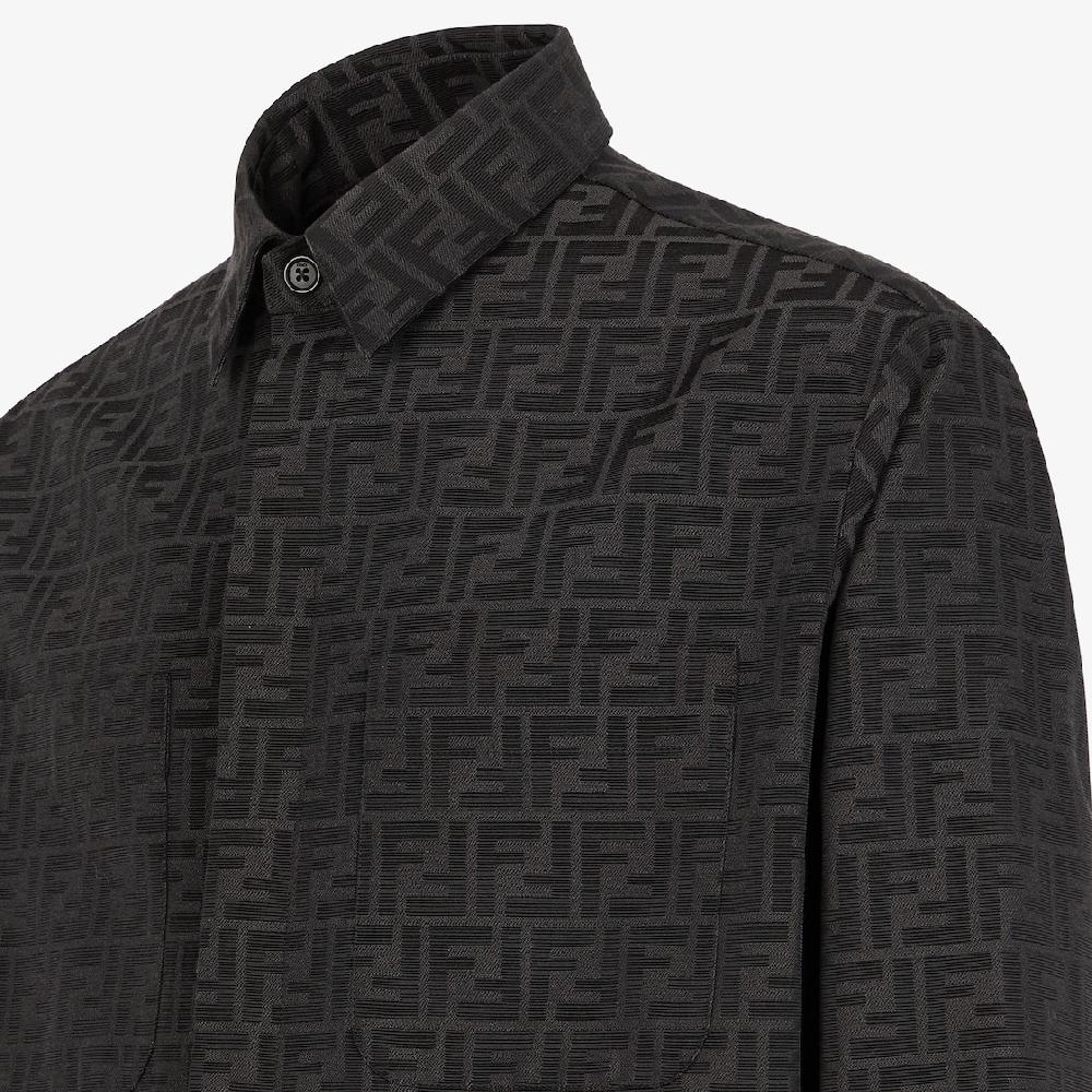 Fendi Chaqueta Ahorra y exporta