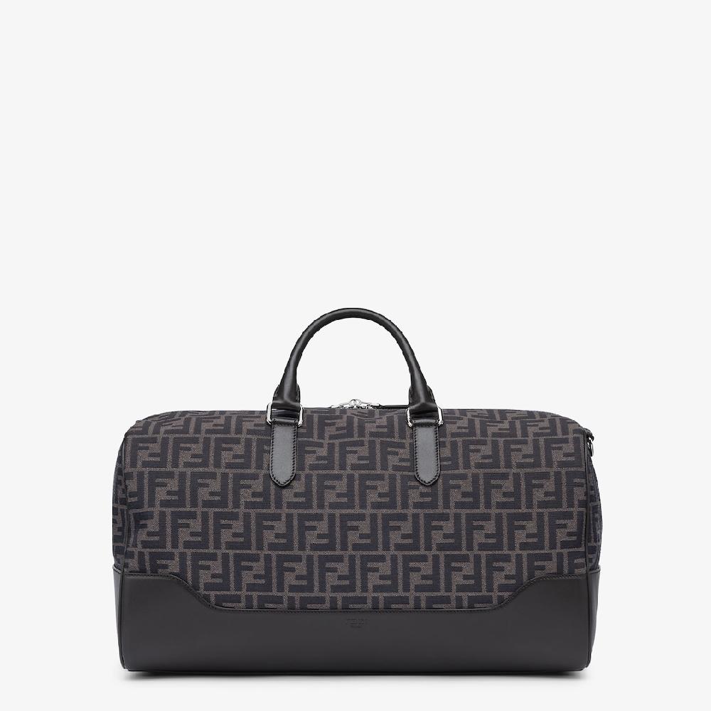 Fendi Bolsa de viaje mediana Ofertas de temporada