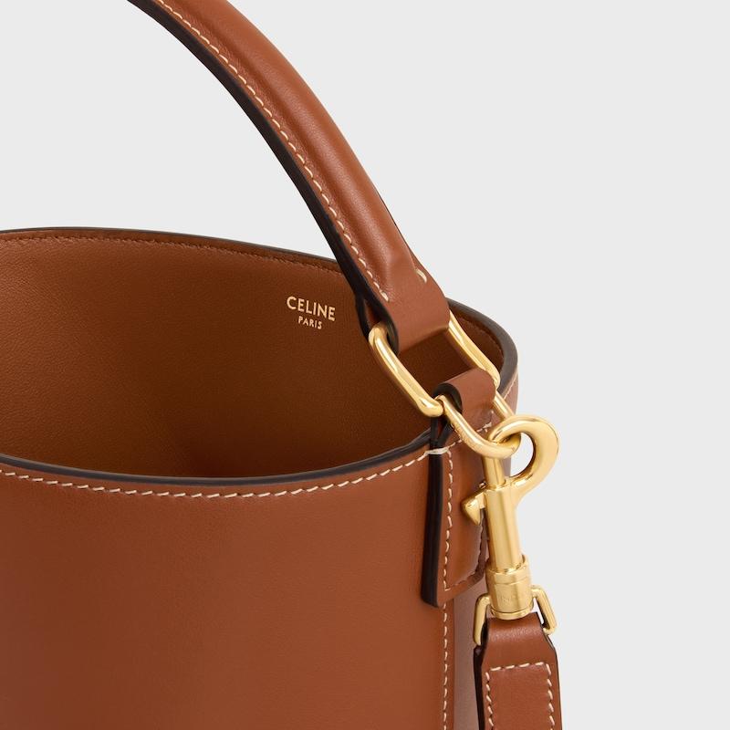 Celine BOLSO LOUISE PEQUEÑO DE PIEL DE BECERRO LISA Envío gratis