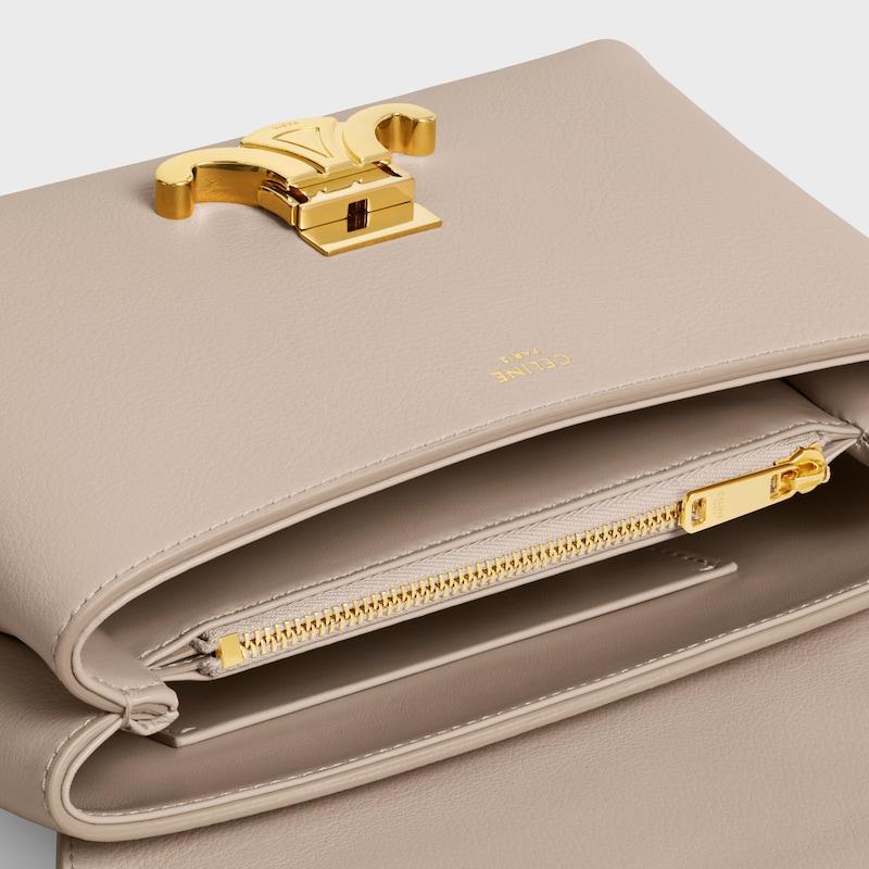 Celine BOLSO TEEN NINO DE PIEL DE BECERRO FLEXIBLE CON TEXTURA GRANULADA Liquidación