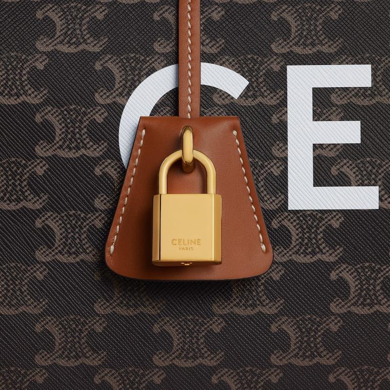Celine Bolso Voyage grande de lona Triomphe con estampado Celine Descuentos del mes