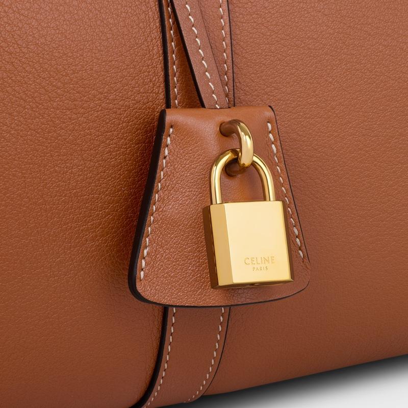 Celine BOLSO BOSTON GRANDE DE PIEL DE BECERRO FLEXIBLE CON TEXTURA GRANULADA En línea