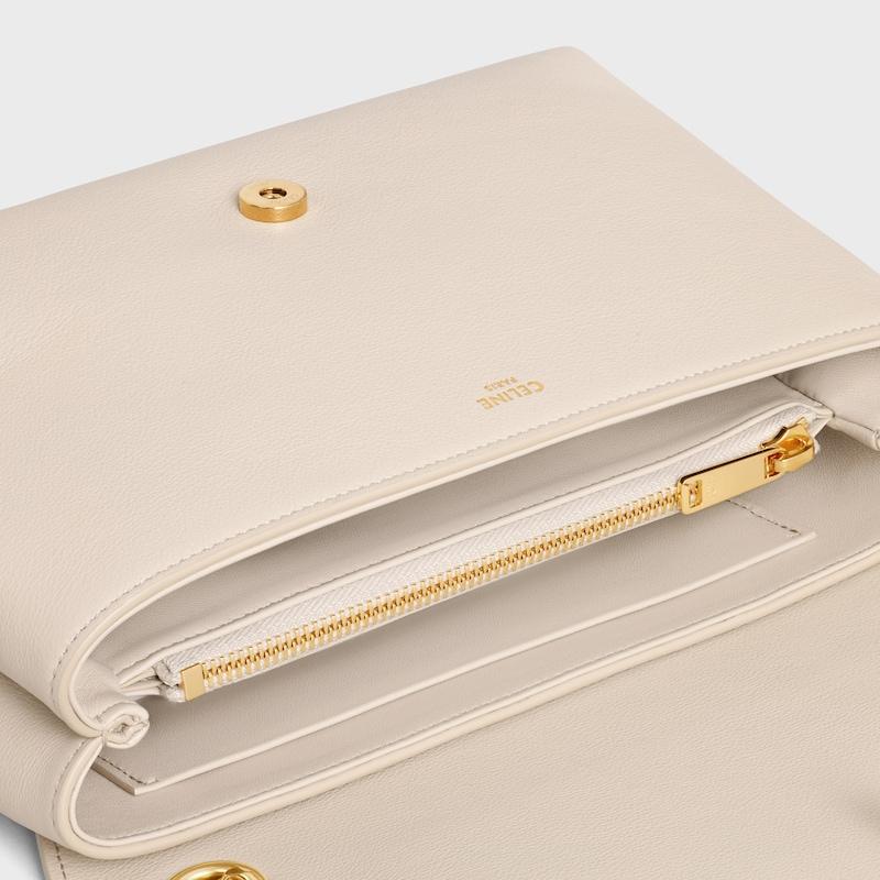 Celine BOLSO VICTOIRE CELINE MEDIANO DE PIEL DE BECERRO FLEXIBLE CON TEXTURA GRANULADA Liquidación