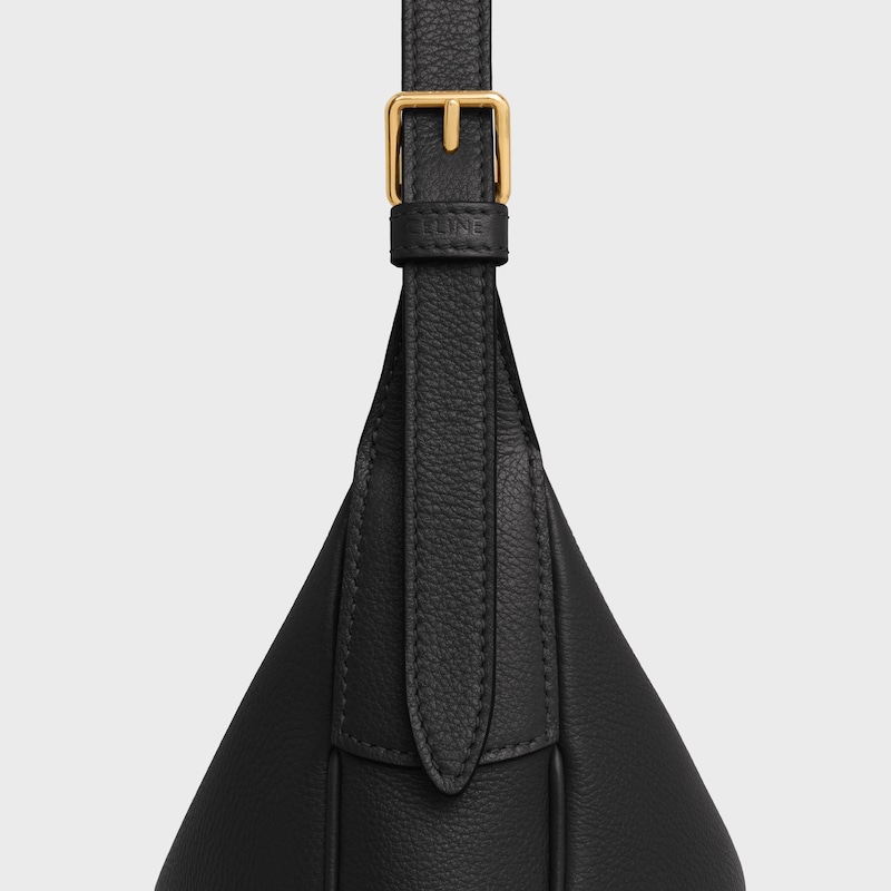 Celine BOLSO HELOÏSE PEQUEÑO DE PIEL TRIOMPHE Y PIEL DE BECERRO FLEXIBLE CON TEXTURA GRANULADA Promoción trimestral