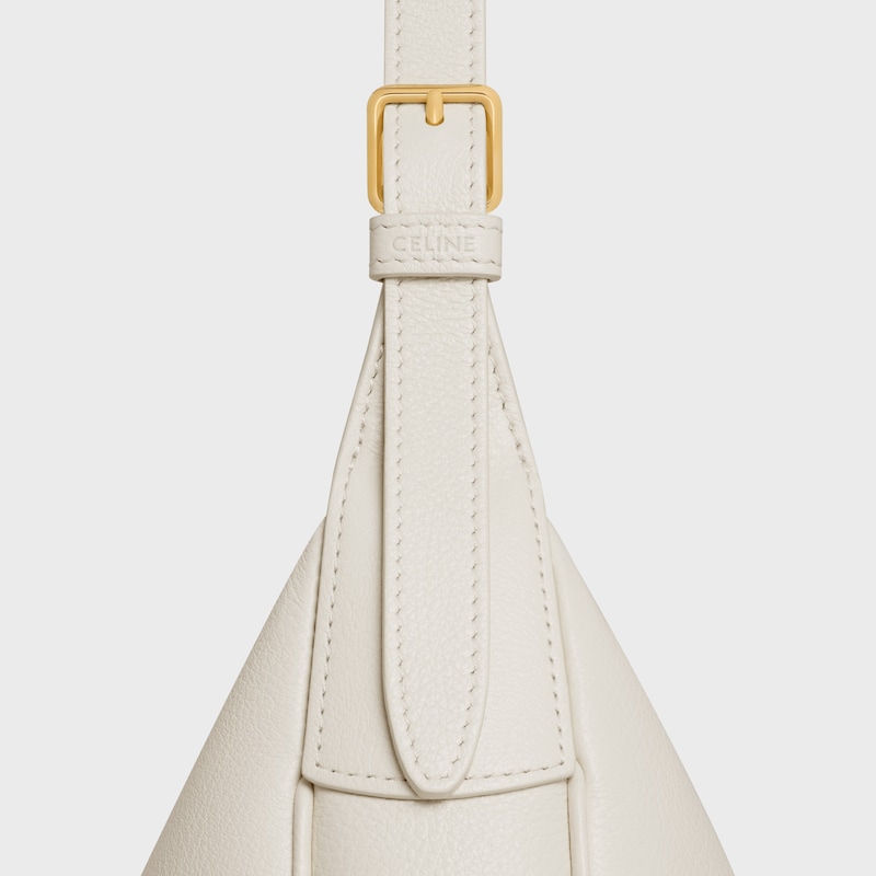Celine BOLSO HELOÏSE PEQUEÑO DE PIEL TRIOMPHE Y PIEL DE BECERRO FLEXIBLE CON TEXTURA GRANULADA Solo queda un día