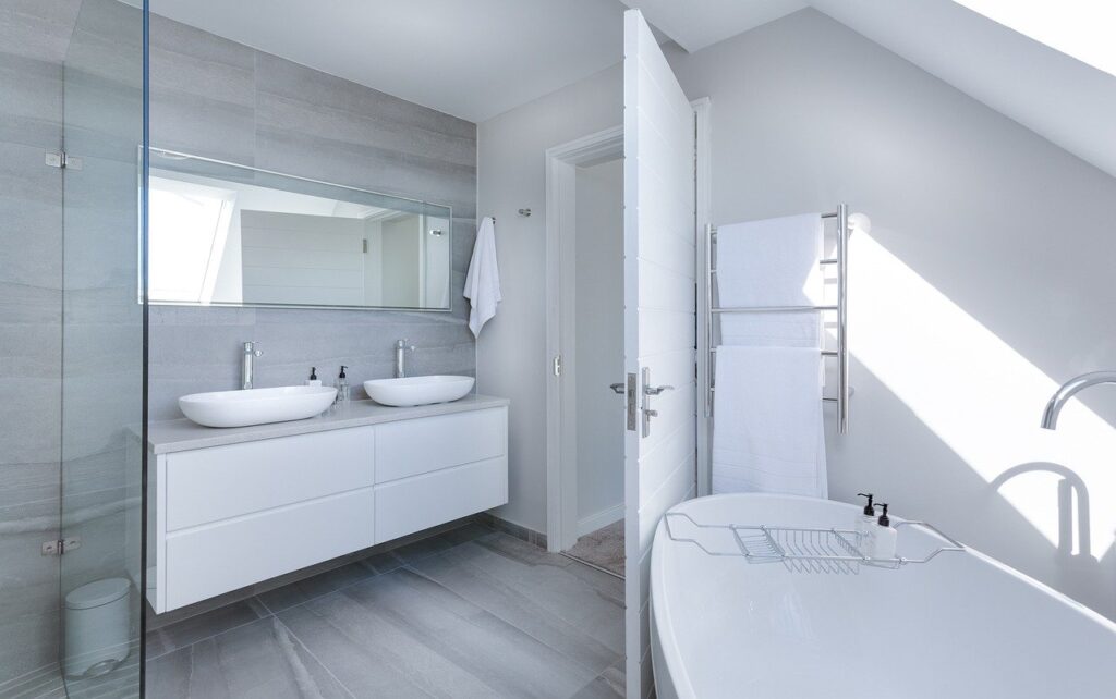 Mimub Iluminar un baño sin ventana: ¿qué opciones tenemos? Último día
