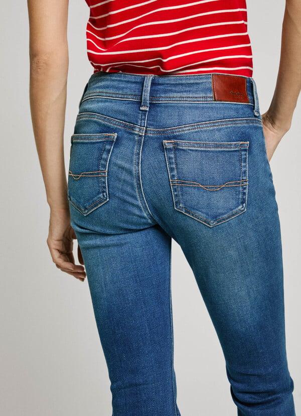 Pepe Jeans jeans fit flare y tiro bajo - pimlico Descuentos del mes